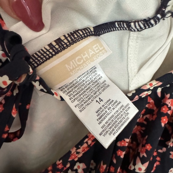 Michael Kors one piece swimsuit - Picture 3 of 8